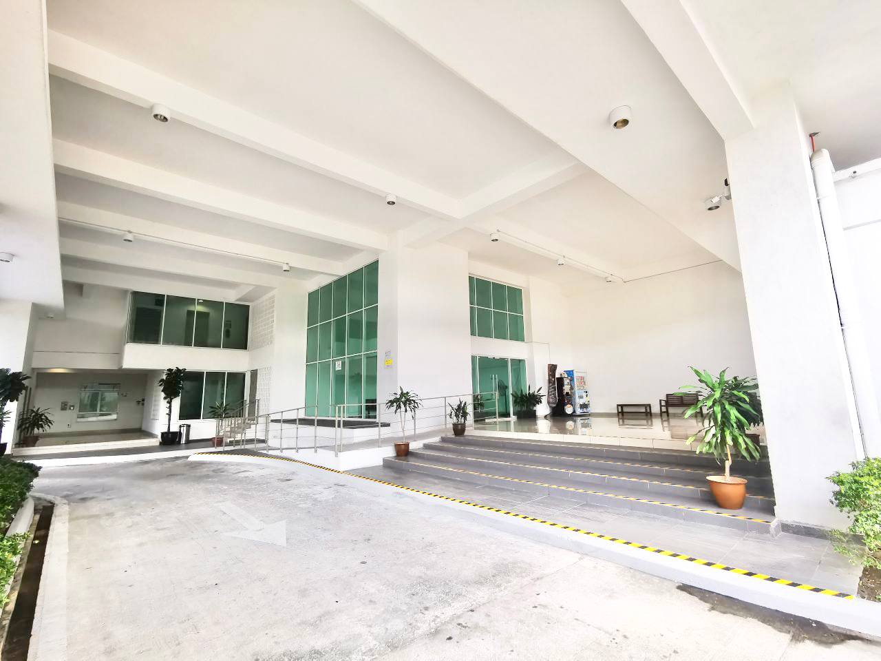 Puncak 7 Residence Condominium Seksyen 7 Shah Alam - photo 2
