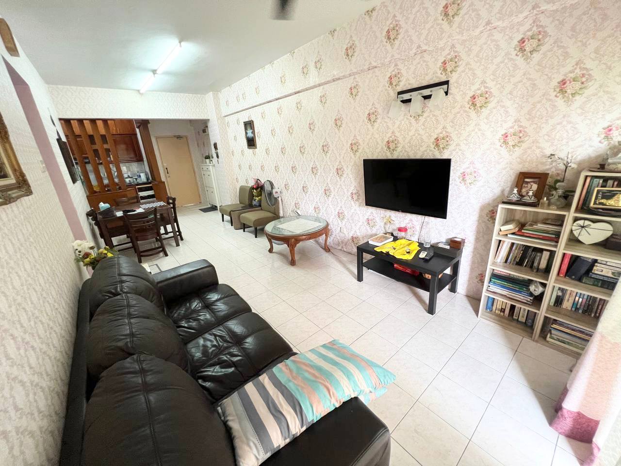 Corner unit Vista Seri Putra Apartment Bandar Ser - photo 2