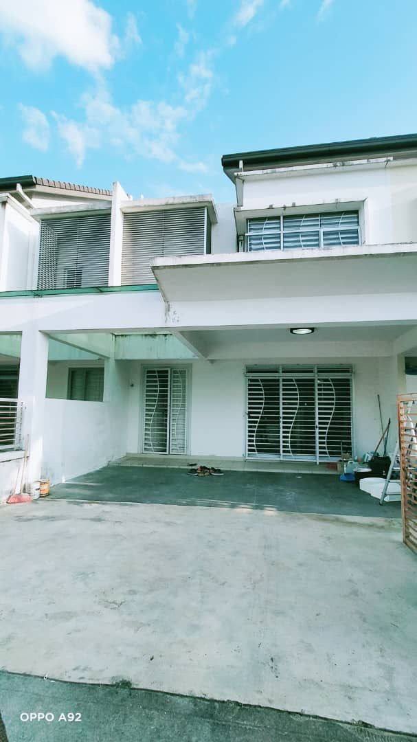 Double Storey Terrace Damai Residences Kemuning Ut