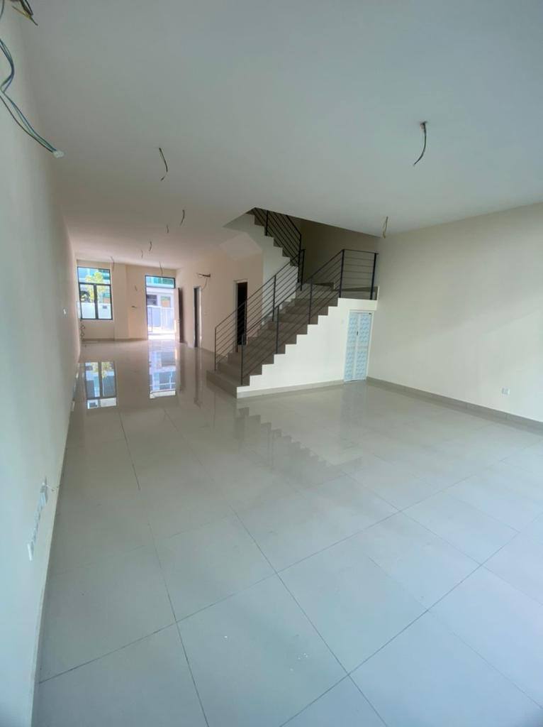3 Storey Superlink Grande Reflexion Puchong South - photo 3