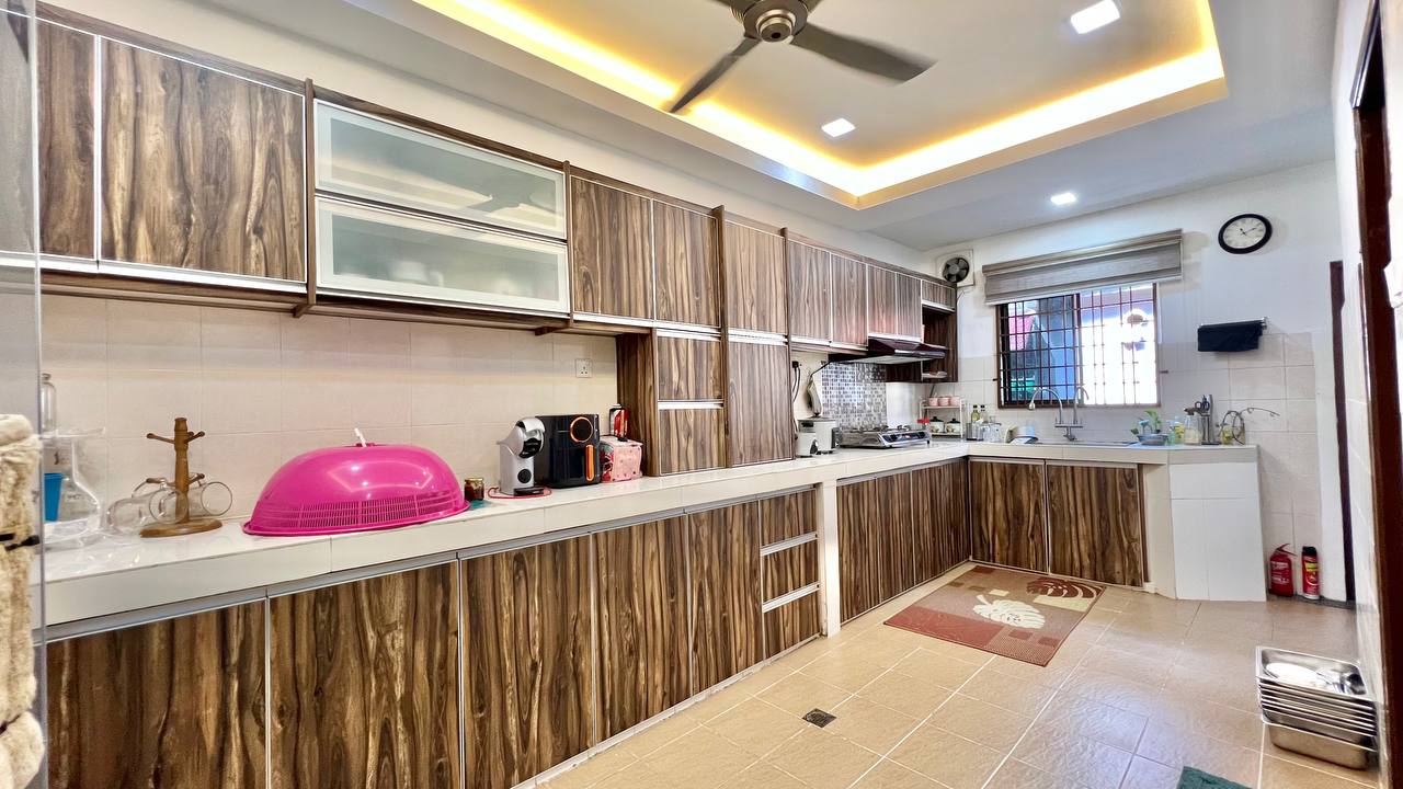 2 Storey House at Desa Latania Seksyen 36 Shah Ala - photo 8