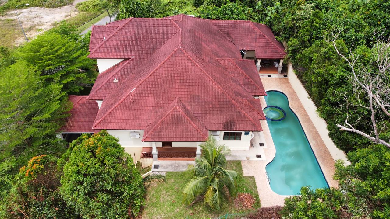 2 Storey Bungalow at Sg Buloh Country Resort