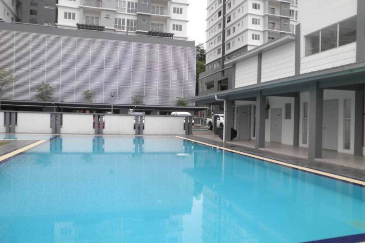 Astana Lumayan Condominium Bandar Sri Permaisuri C - photo 2