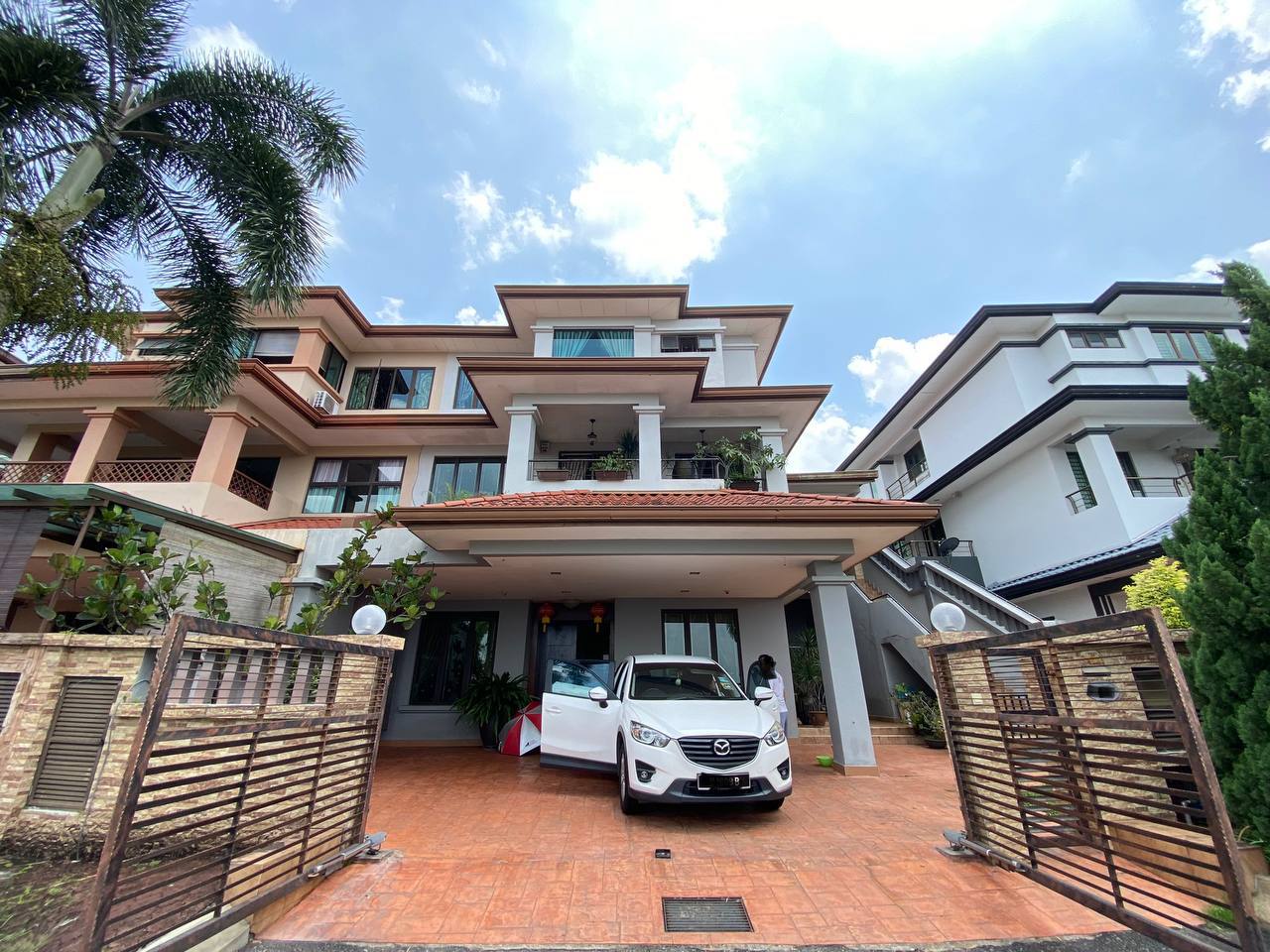 3 Storey Semi D Exclusive Design Damai Gayana Dama