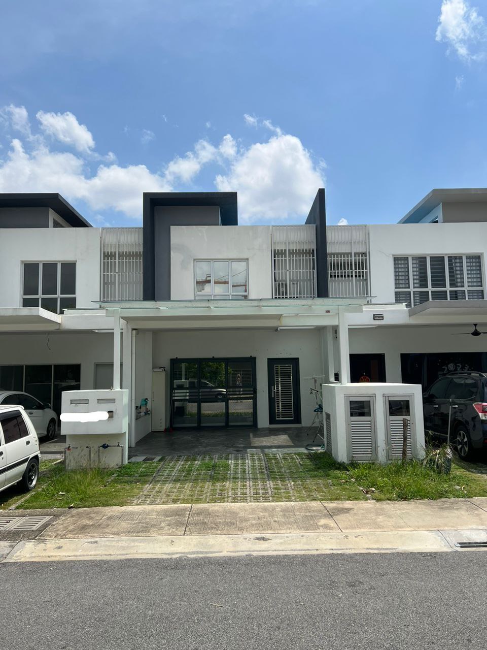 RENOVATED 2 Sty Terrace House Casa Gre