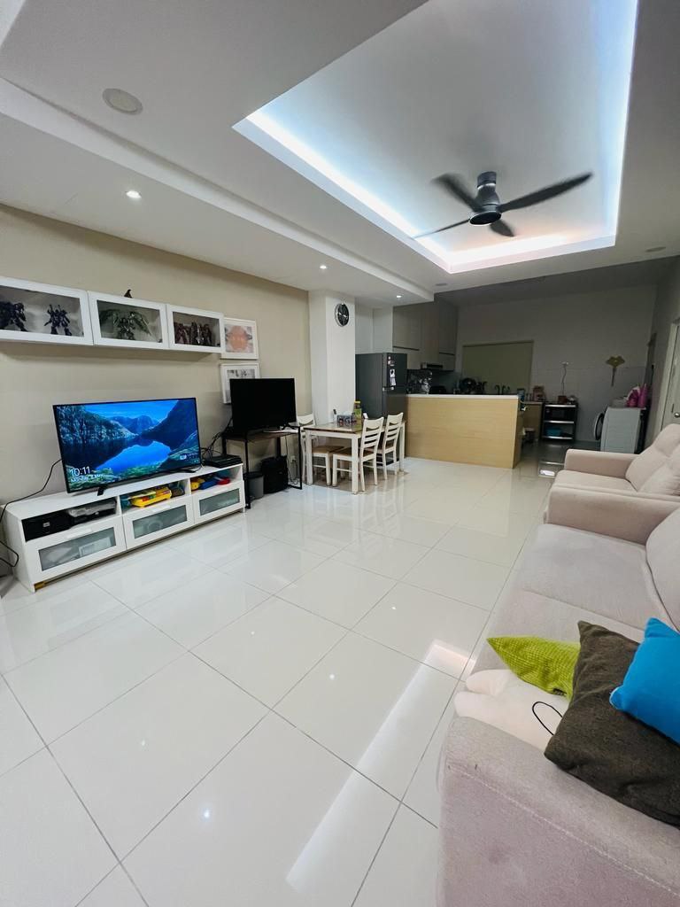 RENOVATED 2 Sty Terrace House Casa Gre - photo 3