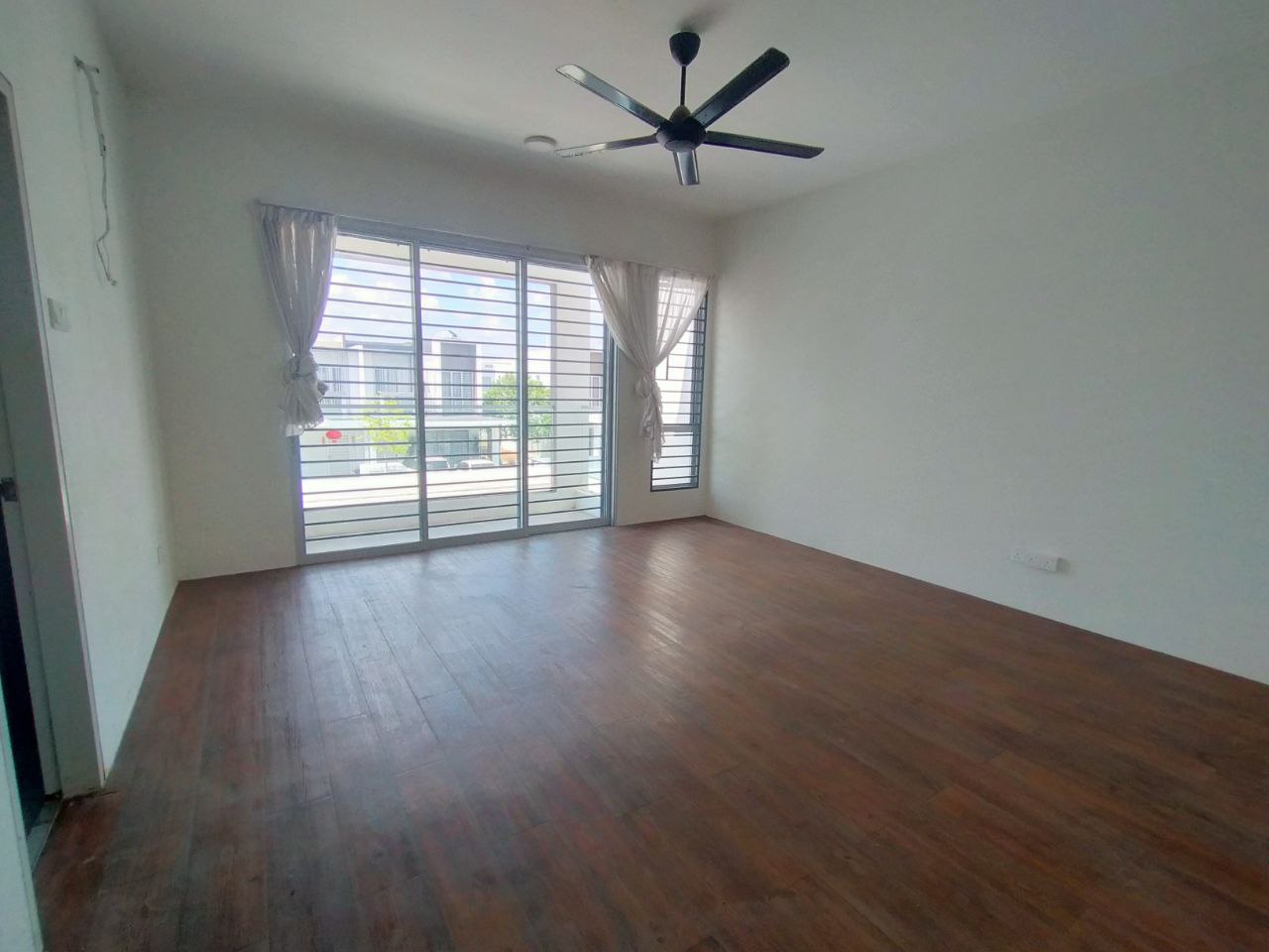2 Storey Terrace House For Sale In Casa View Cybe - photo 9