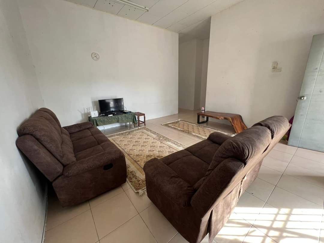 BIG LAND 1 Storey Corner Lot Semi D For Sale In - photo 4