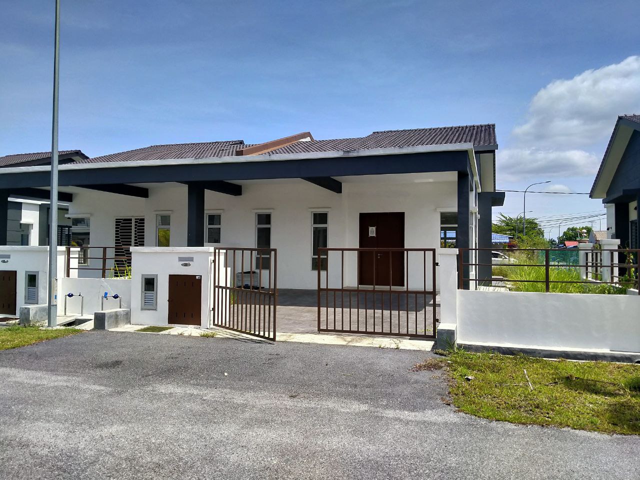 Facing Playground Single Storey Semi D Taman Chang - photo 1