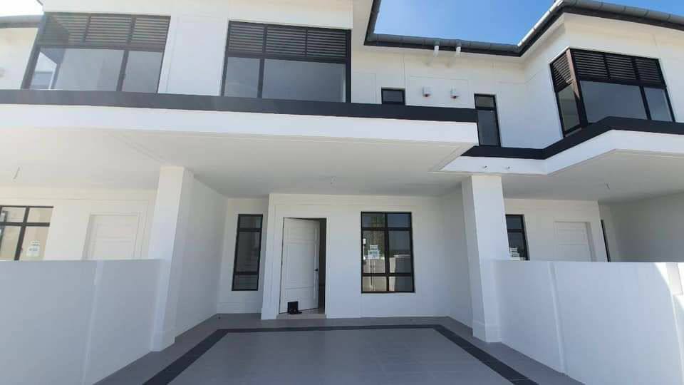 2 Storey Terrace House Eco Grandeur Graham Garden