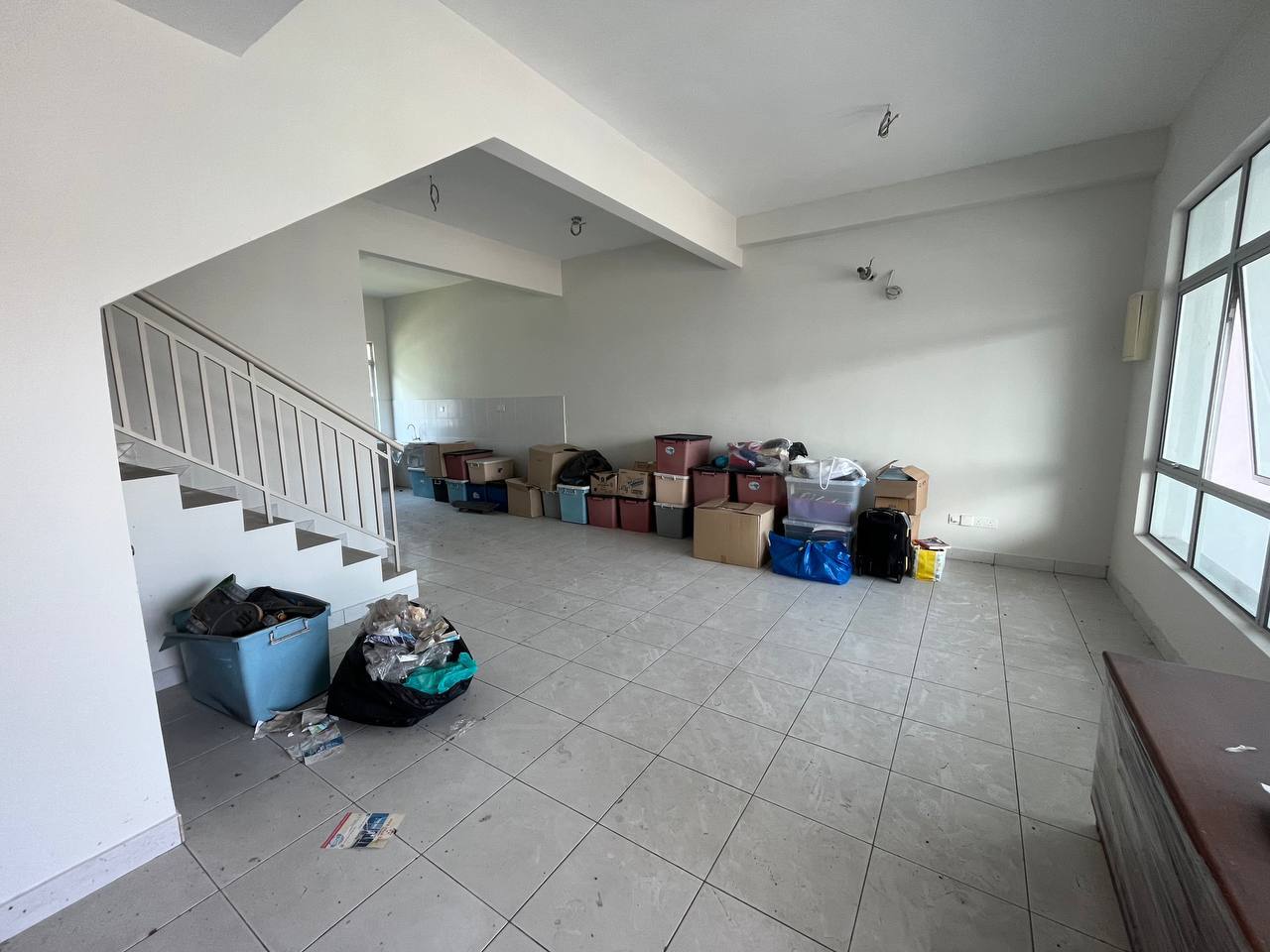 Facing open 2 Storey Terrace at Bandar Hillpark Ba - photo 4