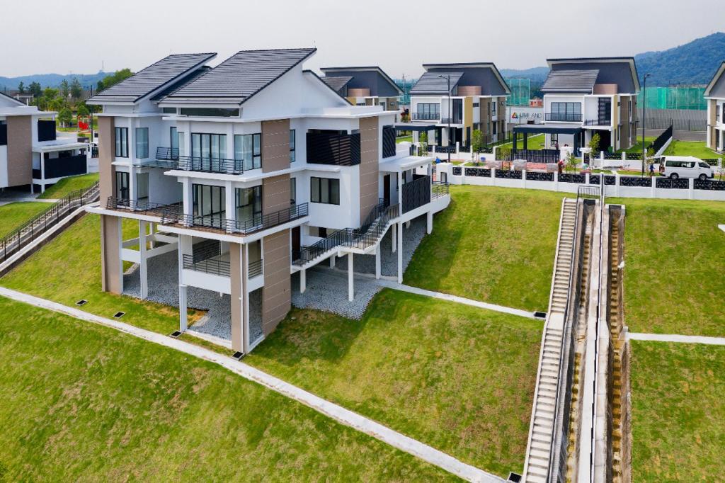 Bungalow Land in Sebayu Hill Villas Bandar Seri Pu