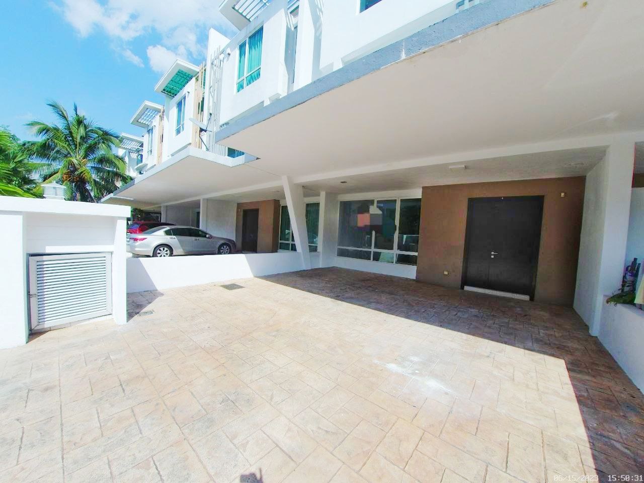 3 STOREY SUPERLINK CASSIA GARDEN RESIDENCE CYBERJA - photo 2