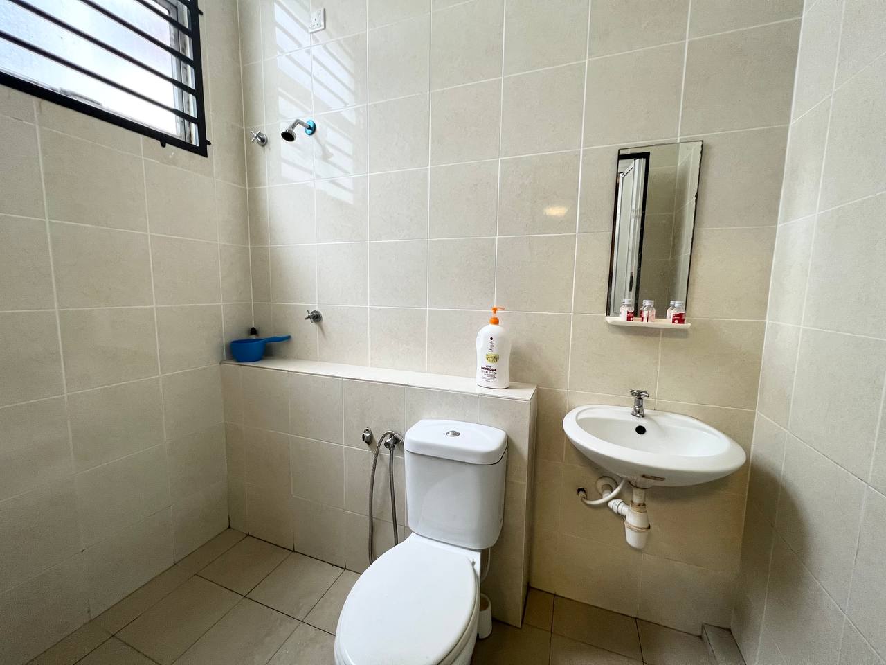 3 Storey Intermediate Bangi Avenue - photo 10