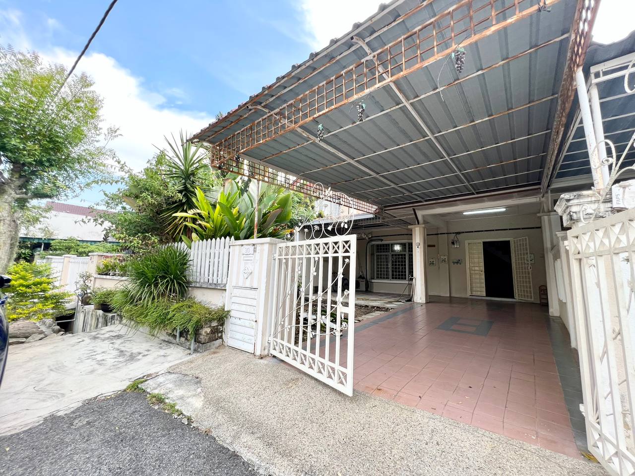 2 Storey Intemediate Bandar Tasik Kesuma Fasa 1L S