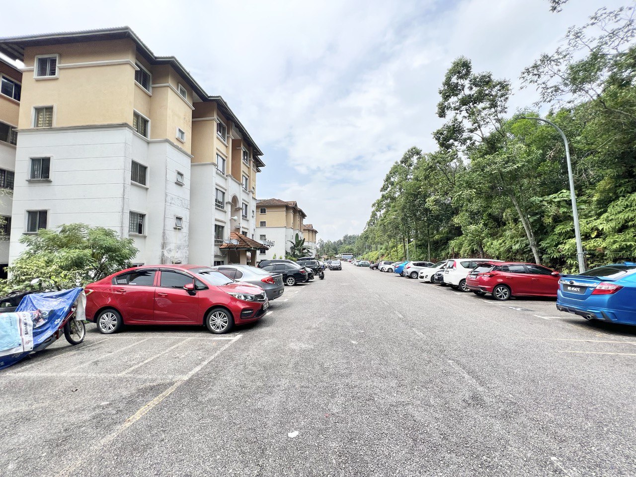 Corner GROUND FLOOR Apartment Cindai Puncak Alam