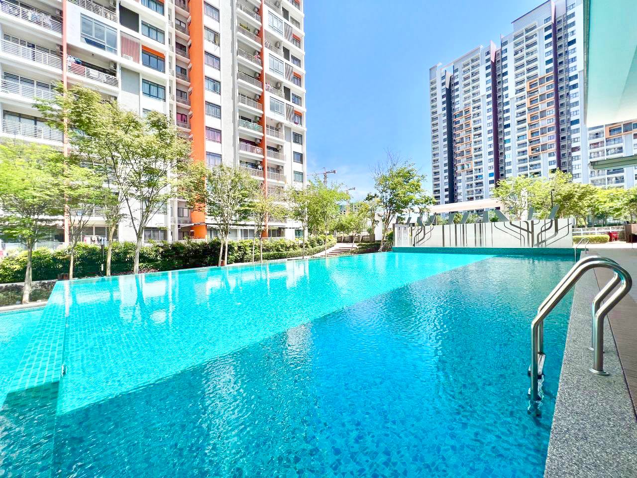 Corner Unit Ameera Residence Mutiara Heights - photo 2