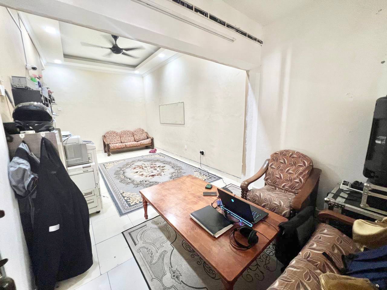 Renovated Single Storey Terrace Jln Tanjung Gelang - photo 4