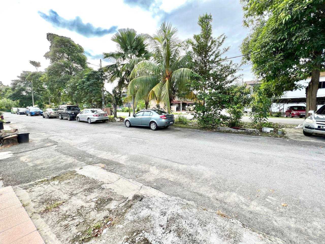 Renovated Single Storey Terrace Bandar Rinching Se - photo 3