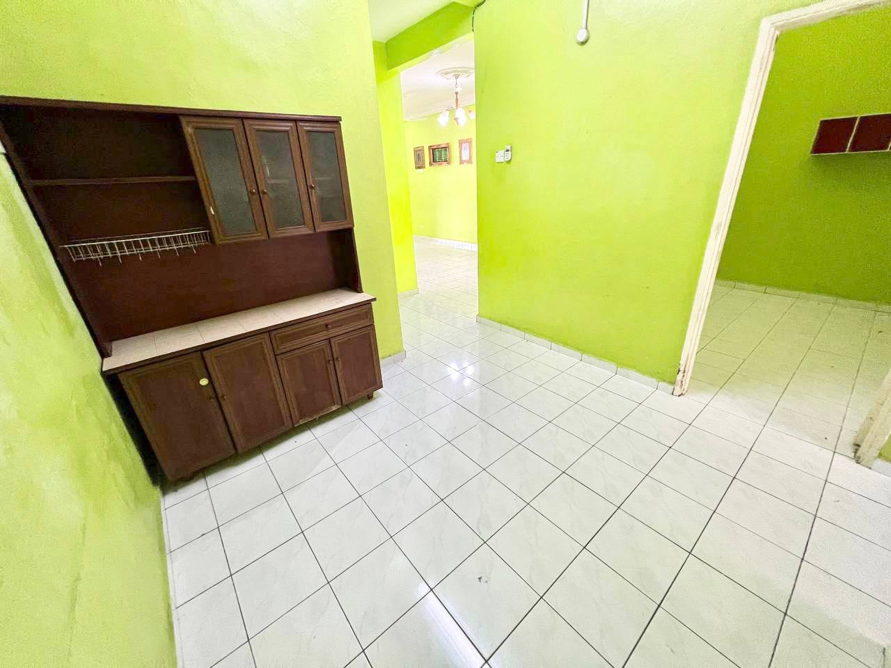 Renovated Single Storey Terrace Bandar Rinching Se - photo 7