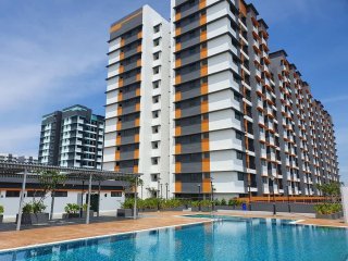 FREEHOLD Residensi Zamrud Condo, Kajang 2