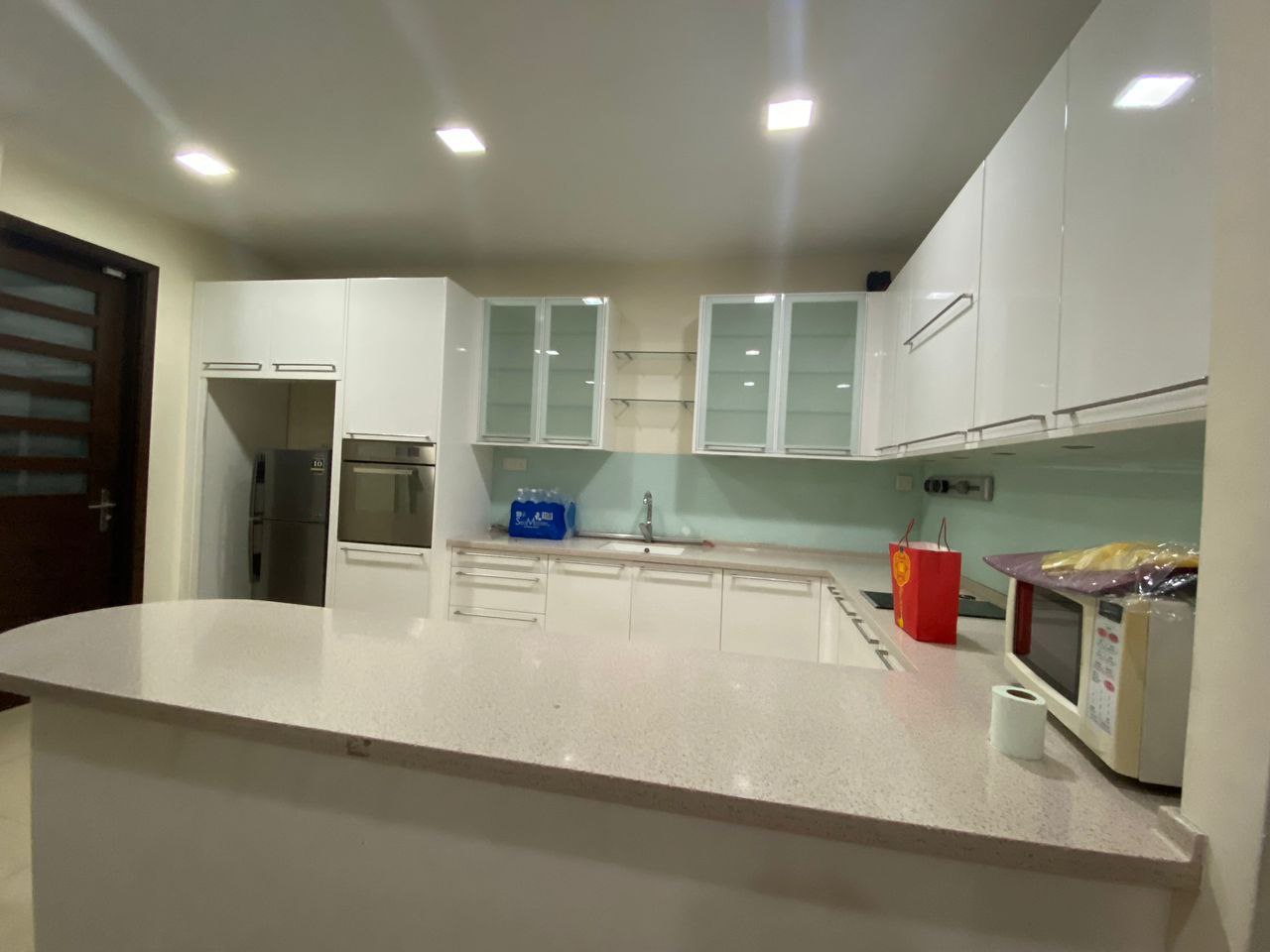 The Sanctuary semi d rent 5000 - photo 3