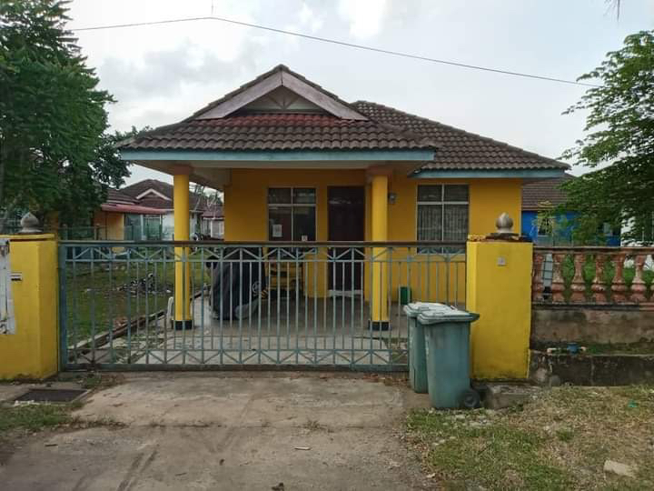 BANGLO SETINGKAT SUNGAI ISAP KUANTAN