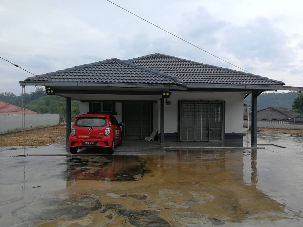 Corner Lot Banglo Se ...