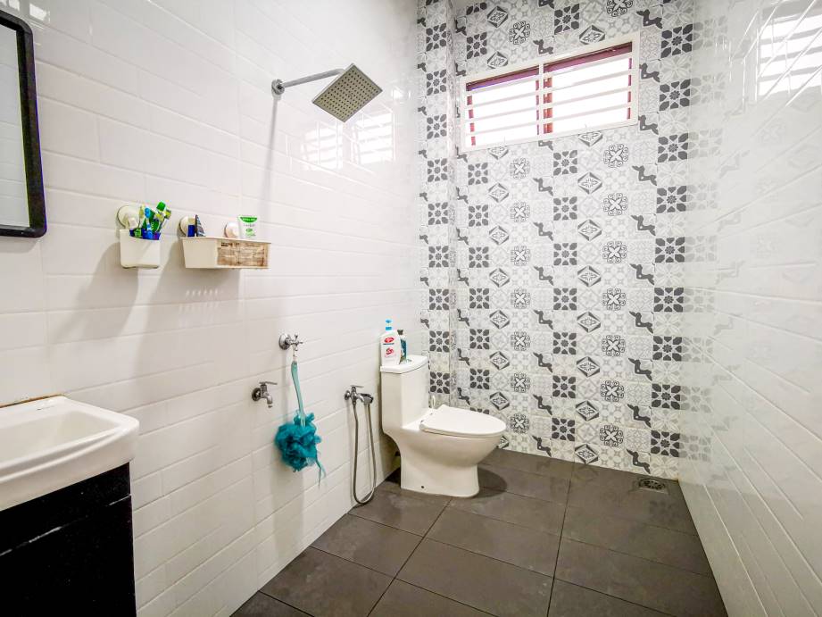 Single Storey Bungalow - photo 6