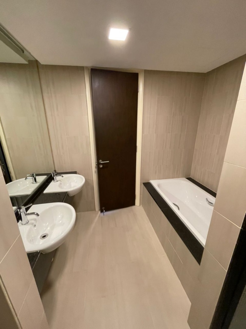 The Capsquare Residences - photo 11
