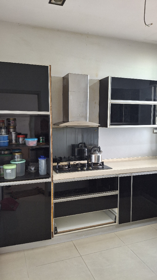 3.5  Storey Terrace House - photo 3