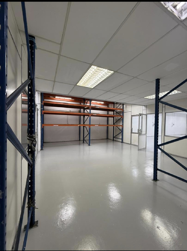 1.5 Storey Light Industry Terrace Factory - photo 2