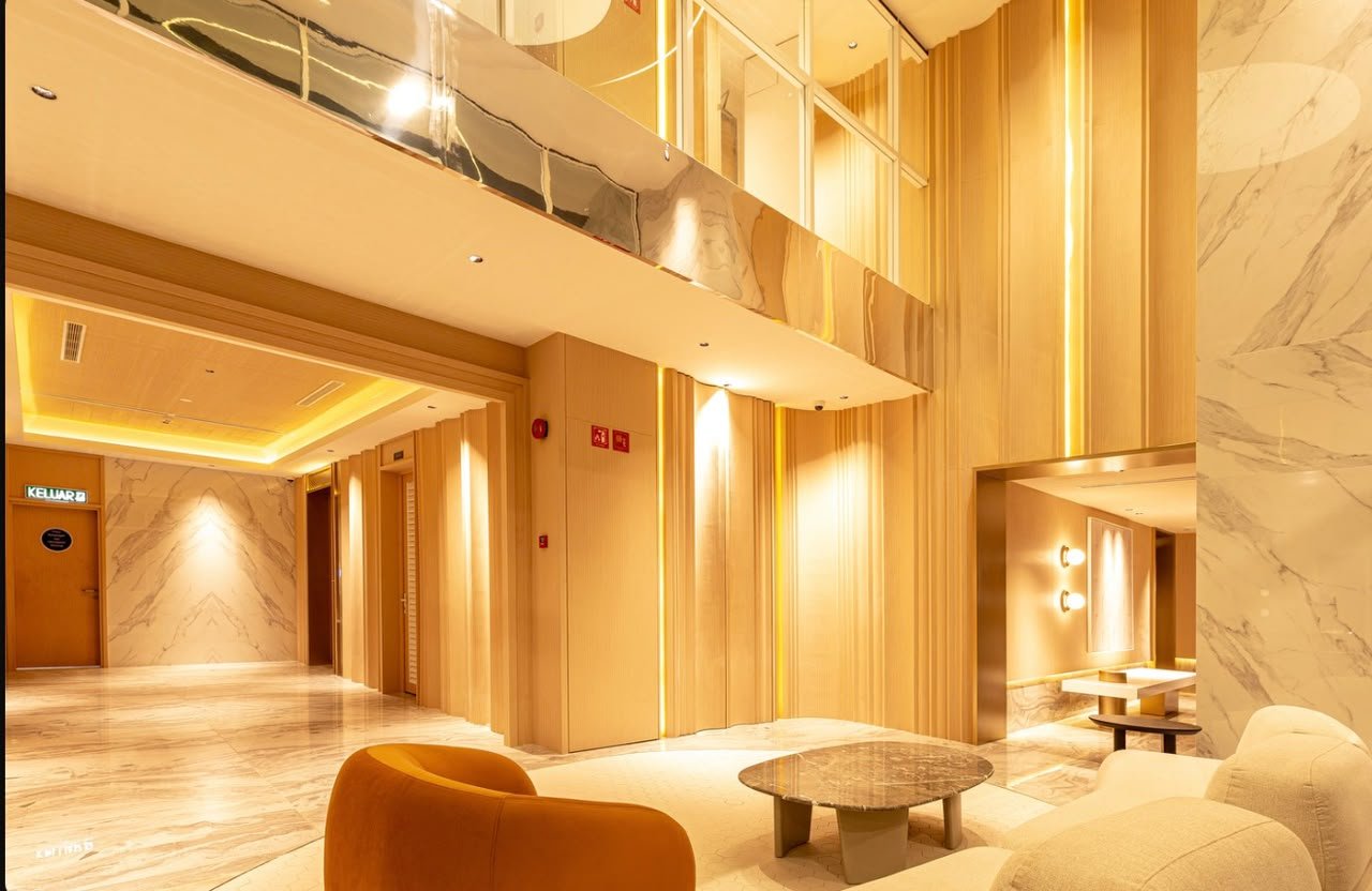 Codrington Residence (Condo) - photo 2