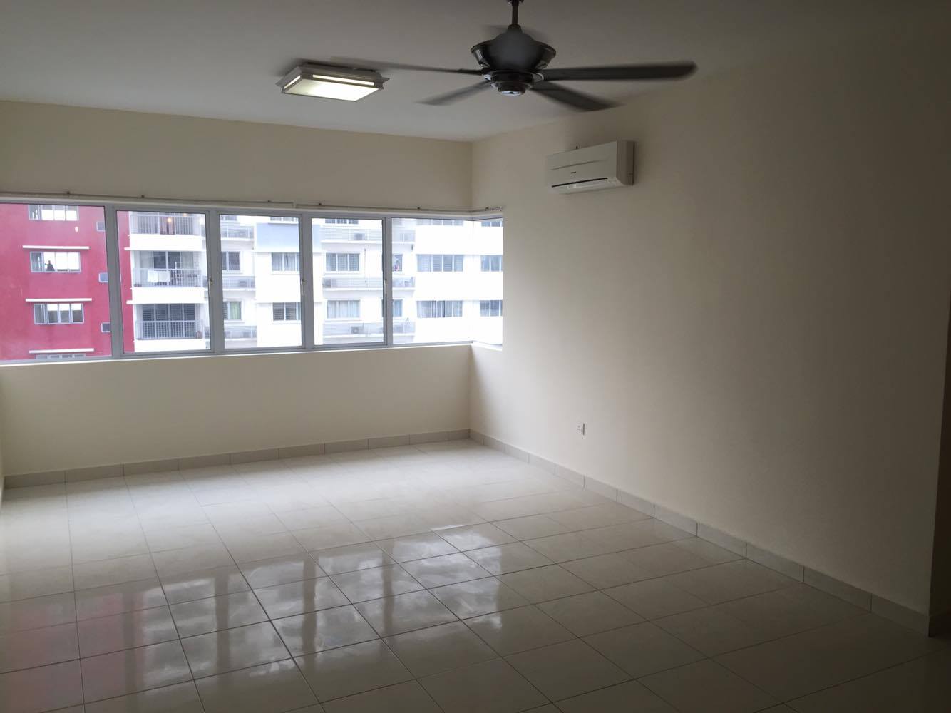 Koi kinrara condo 908sf, Pool view, middle floor - photo 4