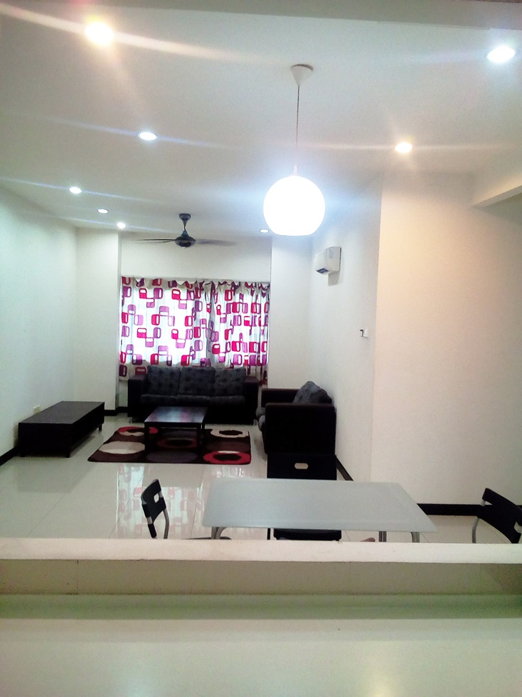 Desa Idaman Resort condo FREEHOLD renovated 955sf - photo 2
