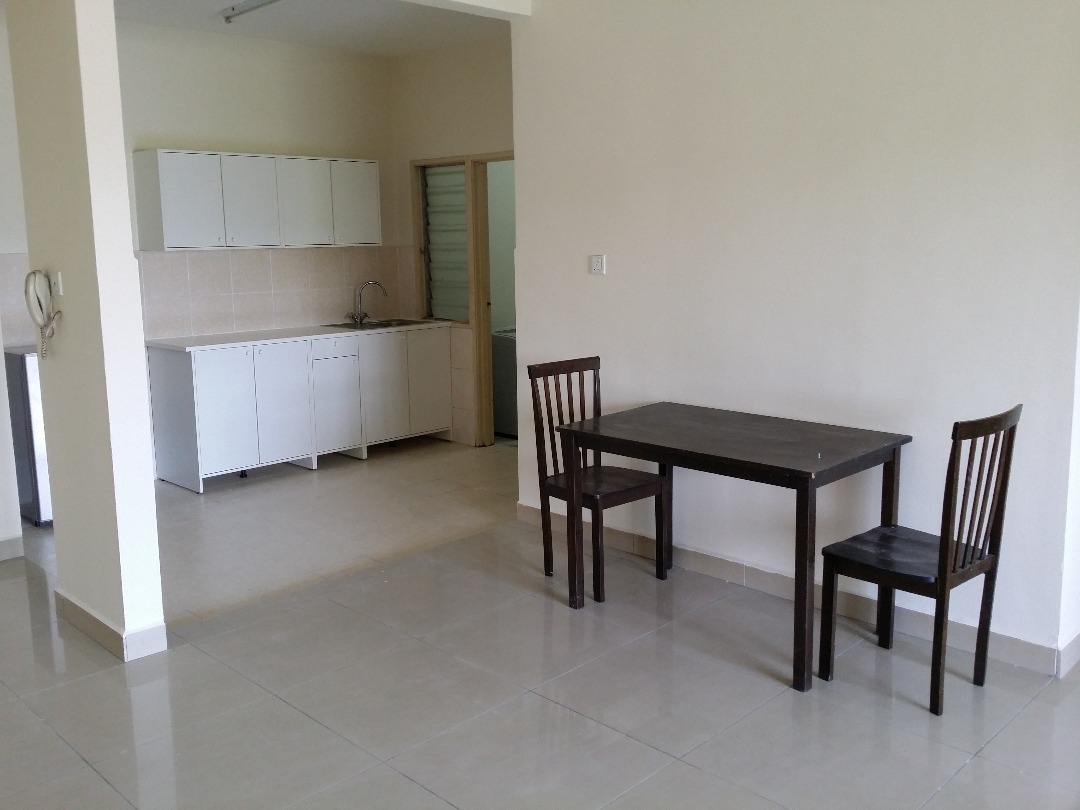 Suriamas Condo sunway pool view - photo 2