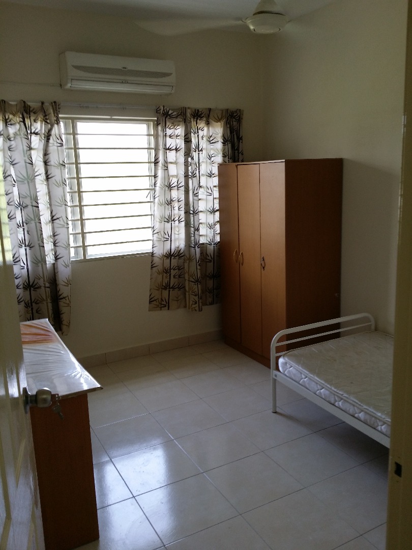 Suriamas Condo sunway pool view - photo 4