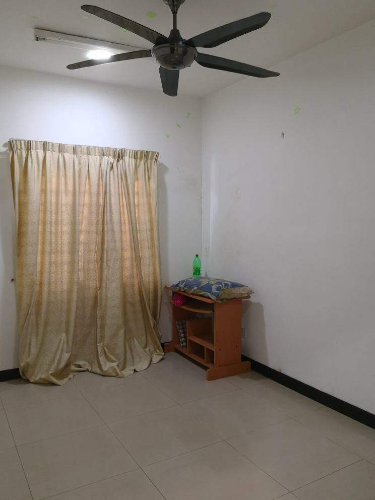 Desa Idaman Residence, Ground floor Renovated 3r2b - photo 7
