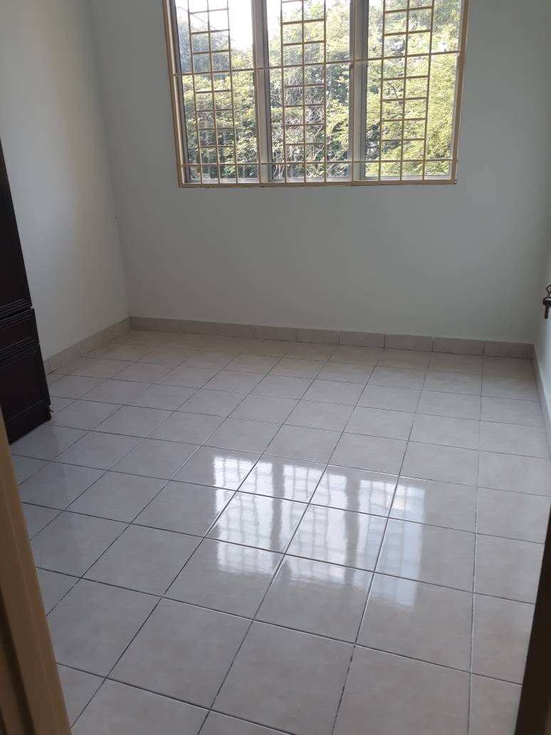 Koi tropika condo puchong, middle flr basement CP - photo 4