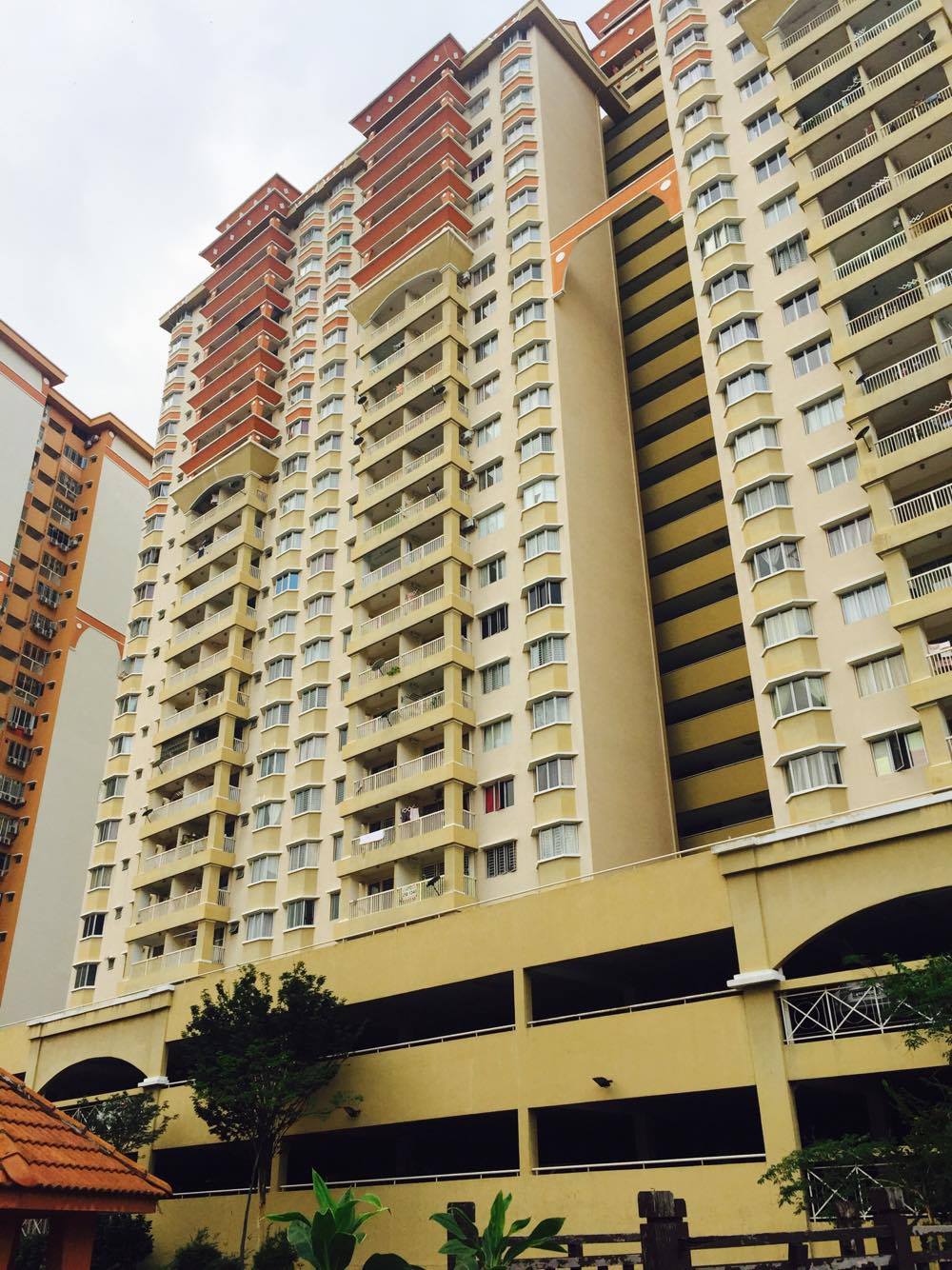Koi tropika condo puchong, middle flr basement CP - photo 3