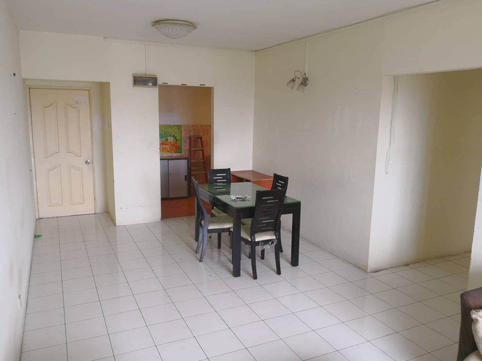 Saraka Apartment puchong Basic 900sf - photo 4