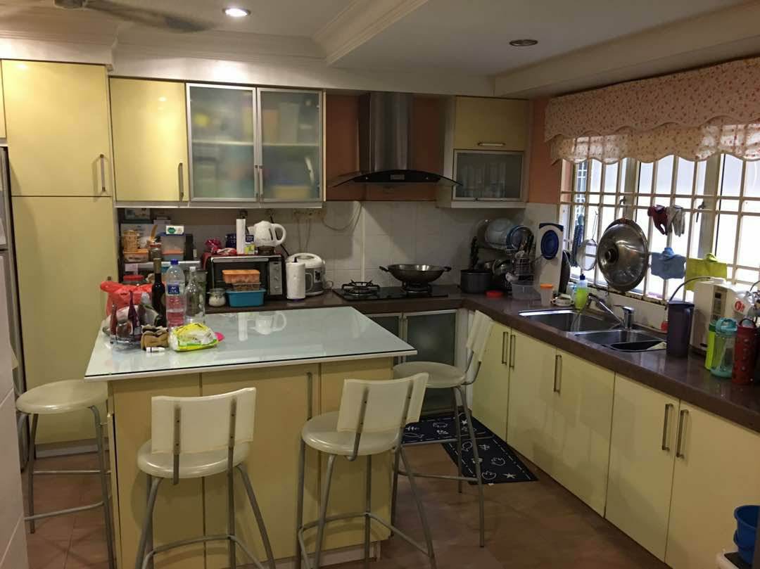2sty puchong hartamas 22x60 big kitchen renovated - photo 2