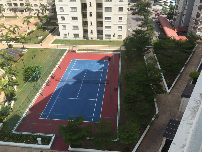 Suriamas Condo sunway high floor 4r2b two car park - photo 2