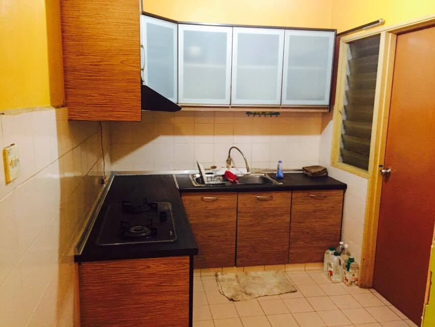 Vista lavender apt, bumi unit kitchen cabinet - photo 3