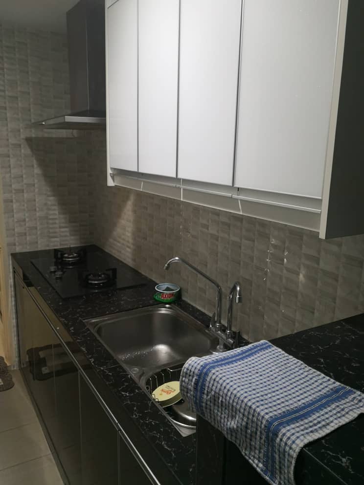 Koi kinrara condo, 1405sf, renovated unit - photo 3