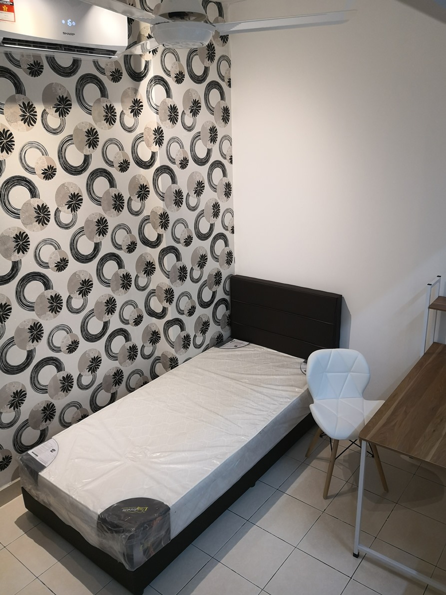 Bandar Puteri Puchong Room, 1 min walk to LRT - photo 2