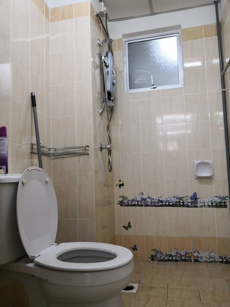 2mth Room for rent in Seri pinang Setia alam - photo 4