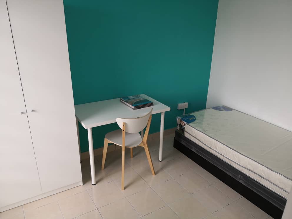 Bandar Puchong Jaya Room, Puchong LRT - photo 4