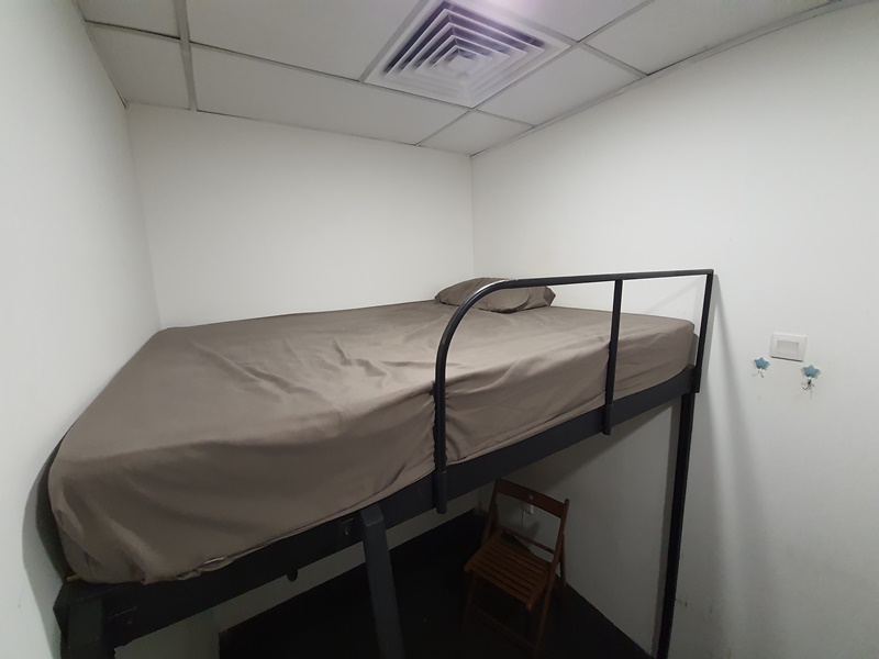 Bandar puteri Puchong Room, 1min walk LRT - photo 3