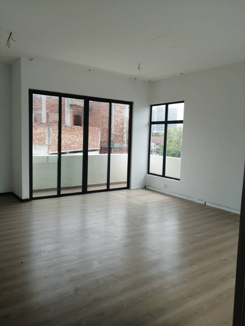 EXCLUSIVE BUNGALOW FOR SALE AT SEKSYEN 7 - photo 10